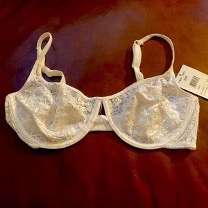 Bali International Underwire Lace Bra